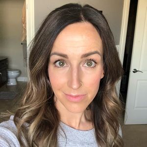 Meet your Posher, Kim